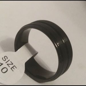Black unisex ring